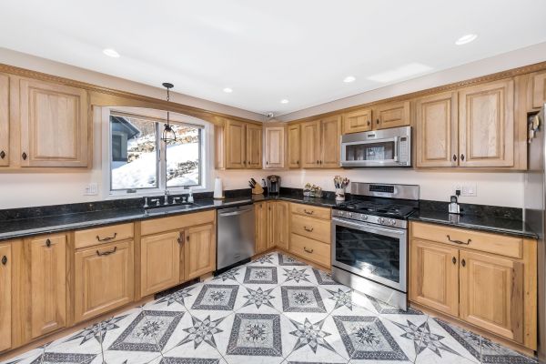 Custom Cabinet Making in Sugar Land