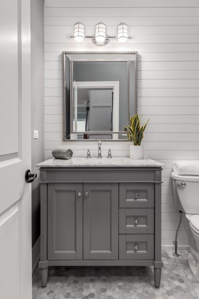 Vanity Refacing in Sugar Land